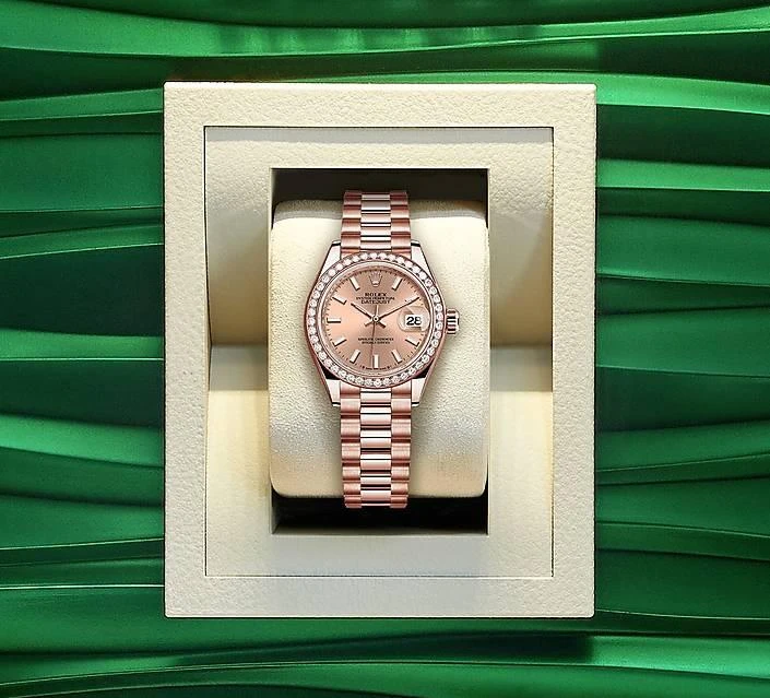 Купить копии элитных часов  Rolex Lady-Datejust Oyster Perpetual 28 mm m279135rbr-0025: в наличии!