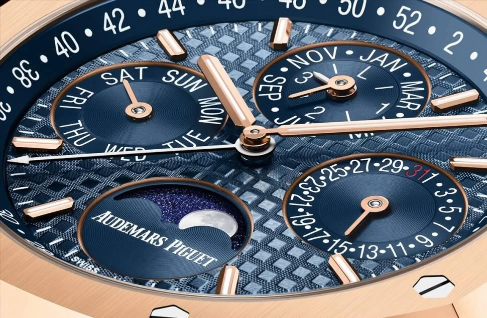 Купить копии элитных часов  Audemars Piguet Royal Oak Perpetual Calendar 26574OR.OO.1220OR.03: в наличии!