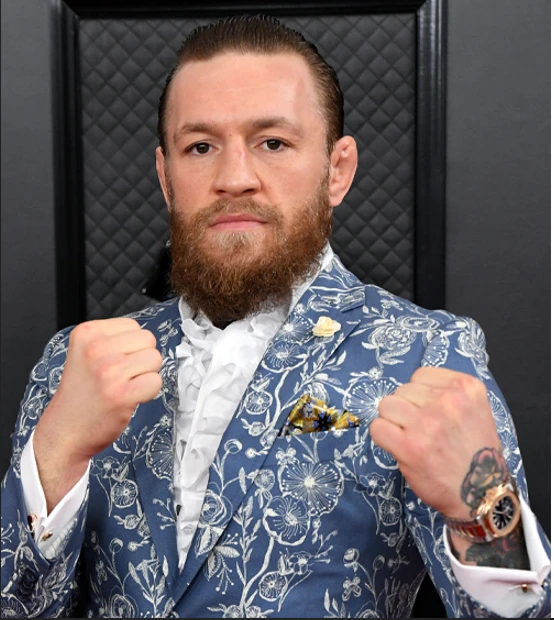 Купить копии элитных часов  Patek Philippe Nautilus 5980/1R-001: в наличии!