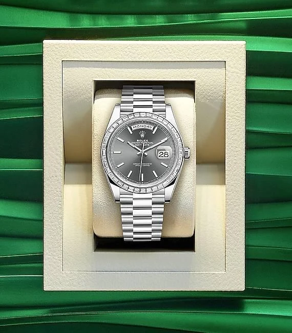 Купить копии элитных часов  Rolex Day-Date Oyster Perpetual 40 mm m228396tbr-0031: в наличии!