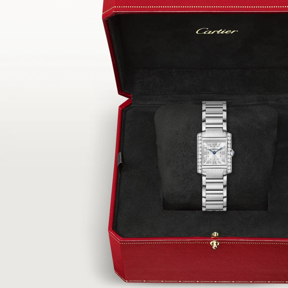 Купить копии элитных часов  Cartier Tank Franсaise Watch W4TA0020: в наличии!