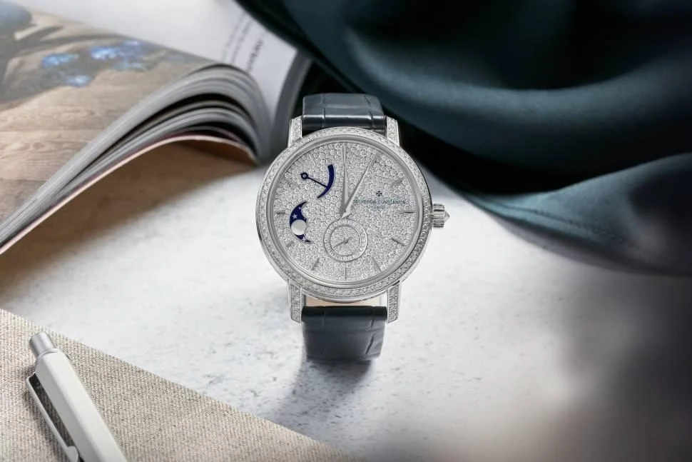 Купить копии элитных часов  Vacheron Constantin Traditionnelle Moon Phase 7006t/000g-b913: в наличии!