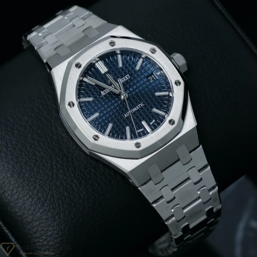 Купить копии элитных часов  Audemars Piguet Royal Oak 37mm 15450ST.OO.1256ST.03: в наличии!
