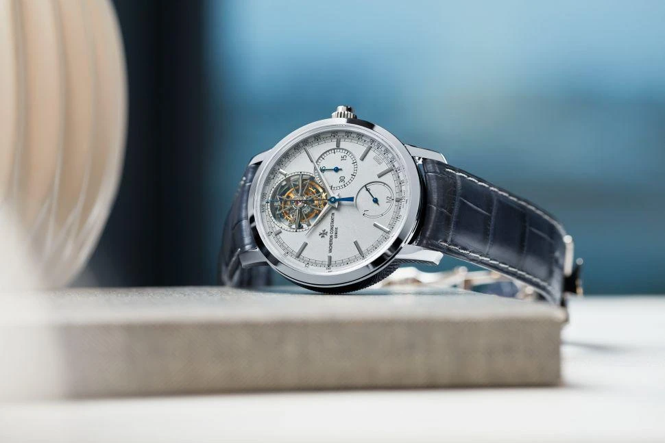 Купить копии элитных часов  Vacheron Constantin Traditionnelle Tourbillon Chronograph Collection Excellence Platine 5100T/000P-H041: в наличии!