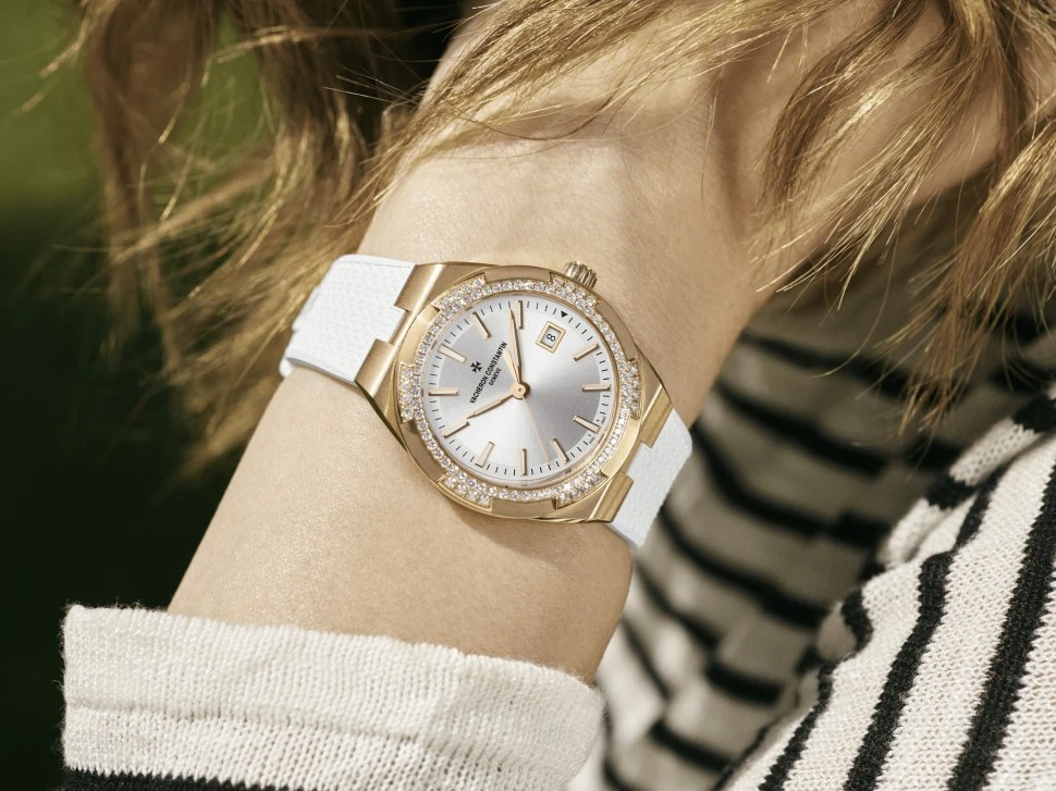 Купить копии элитных часов  Vacheron Constantin Vacheron Сonstantin Overseas 1205V/000R-B592: в наличии!