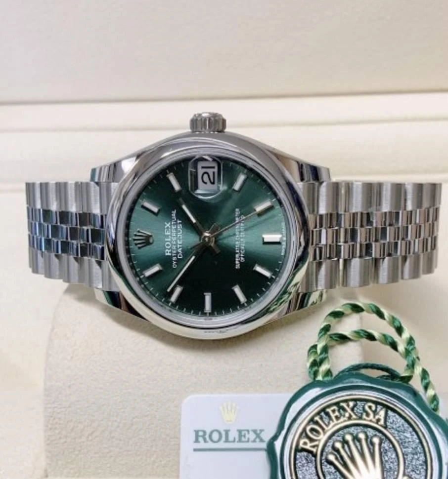 Купить копии элитных часов  Rolex Datejust 36 Oyster Perpetual m126200-0023: в наличии!