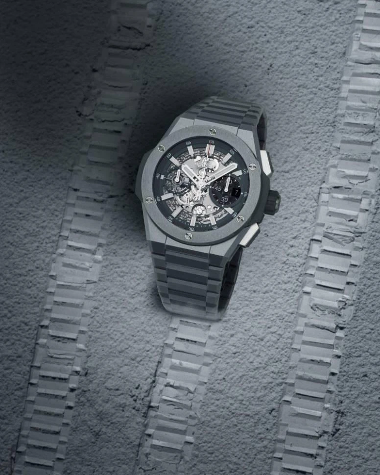Купить копии элитных часов  Hublot Big Bang Integral Grey Ceramic 451.FX.6923.FX: в наличии!