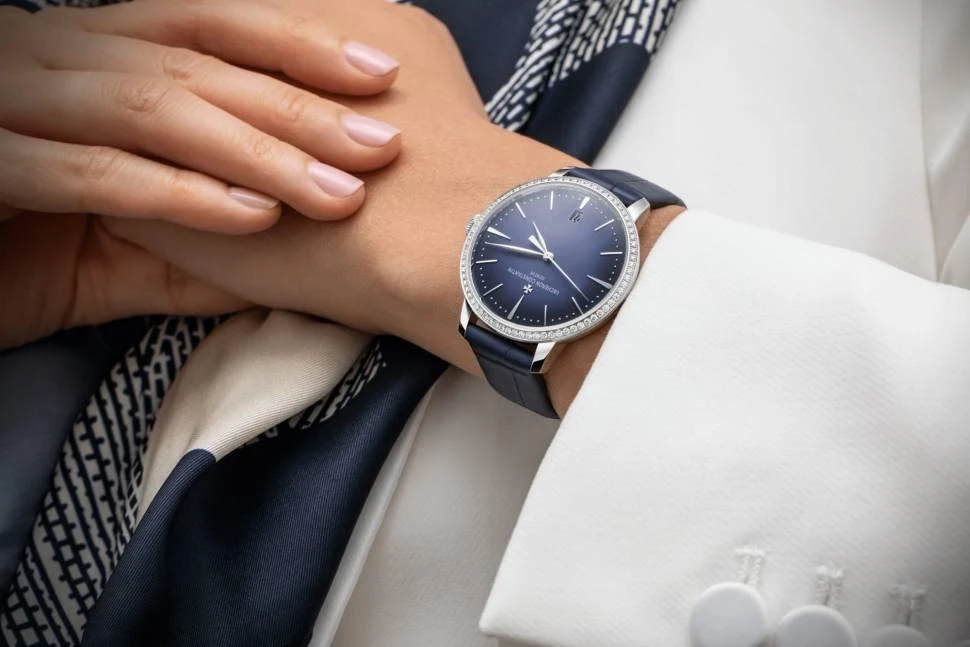 Купить копии элитных часов  Vacheron Constantin Patrimony Self-winding 4115U/000G-B908: в наличии!