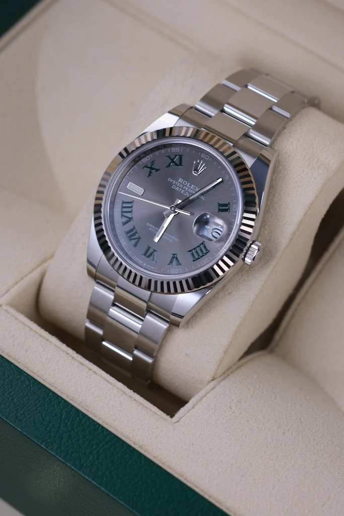 Купить копии элитных часов  Rolex Datejust 41mm Wimbledon Oyster Bracelet 126334: в наличии!
