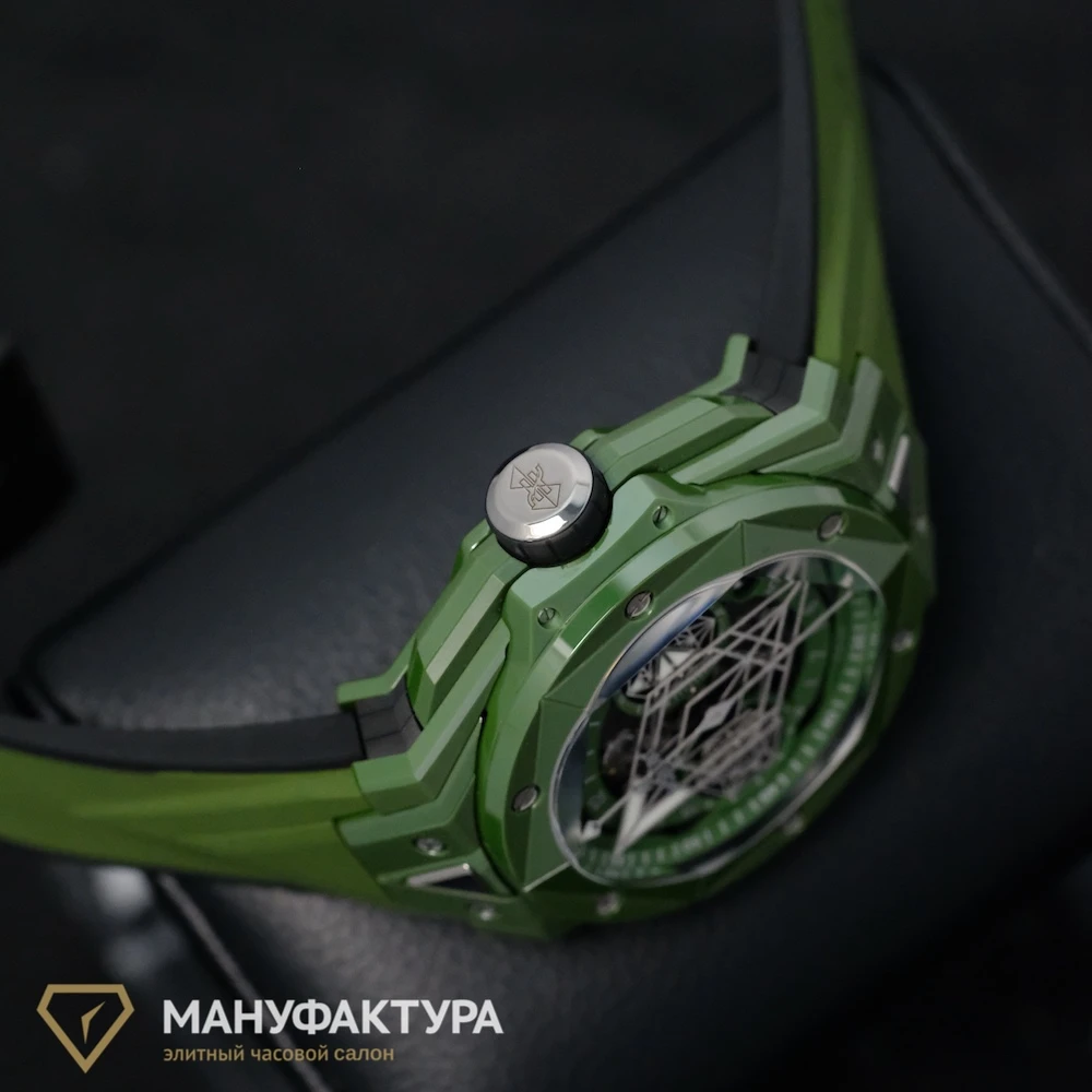 Купить копии элитных часов  Hublot Big Bang Sang Bleu II Green Ceramic 418.GX.5207.RX.MXM22 : в наличии!