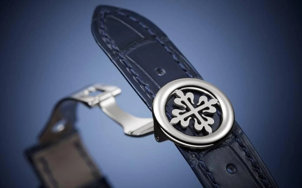 Купить копии элитных часов  Patek Philippe Complications 5231G-001: в наличии!