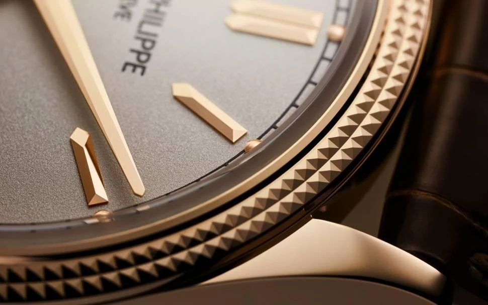 Купить копии элитных часов  Patek Philippe Calatrava 6119R-001: в наличии!