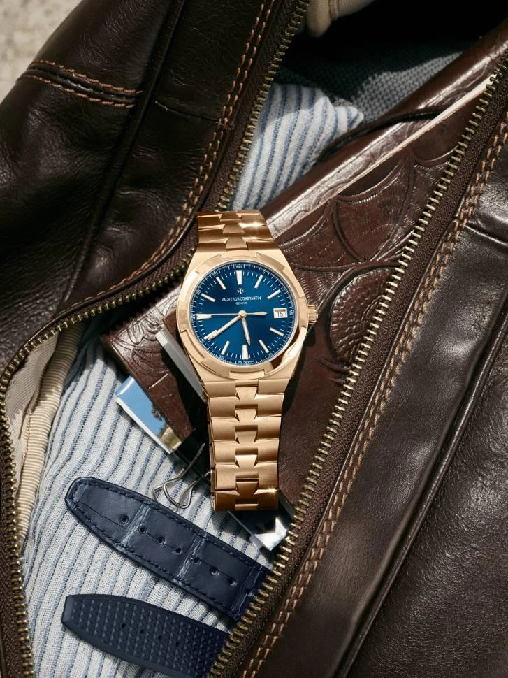 Купить копии элитных часов  Vacheron Constantin Overseas Self Winding 4500V/110R-B705: в наличии!
