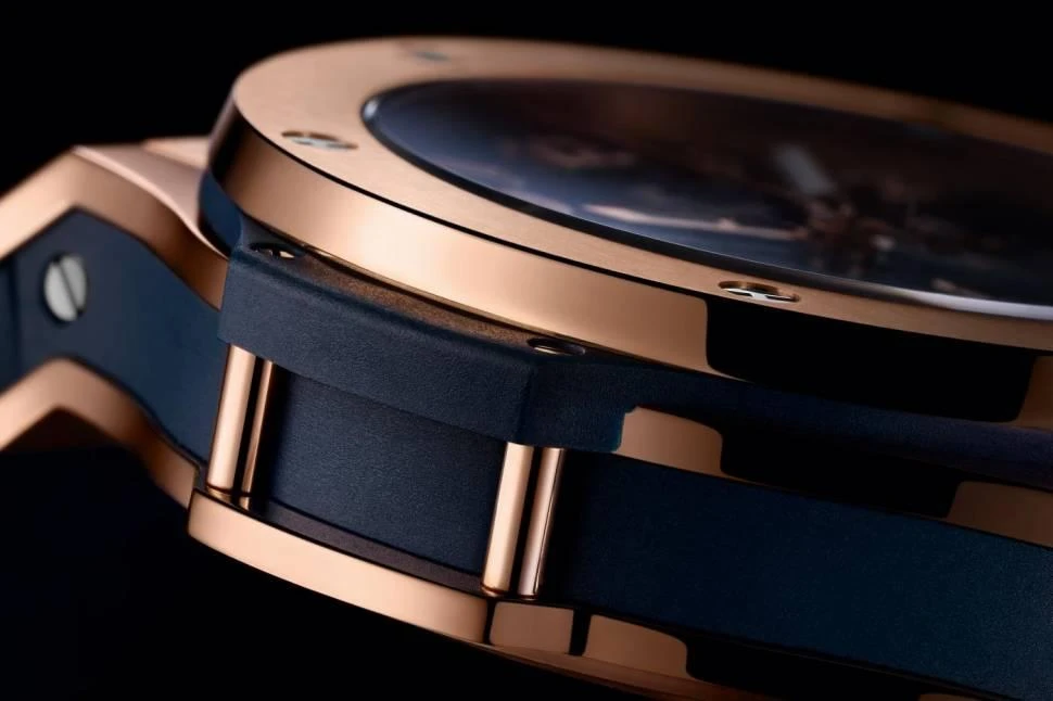 Купить копии элитных часов  Hublot Big Bang Original Gold Blue 301.PX.710.RX: в наличии!