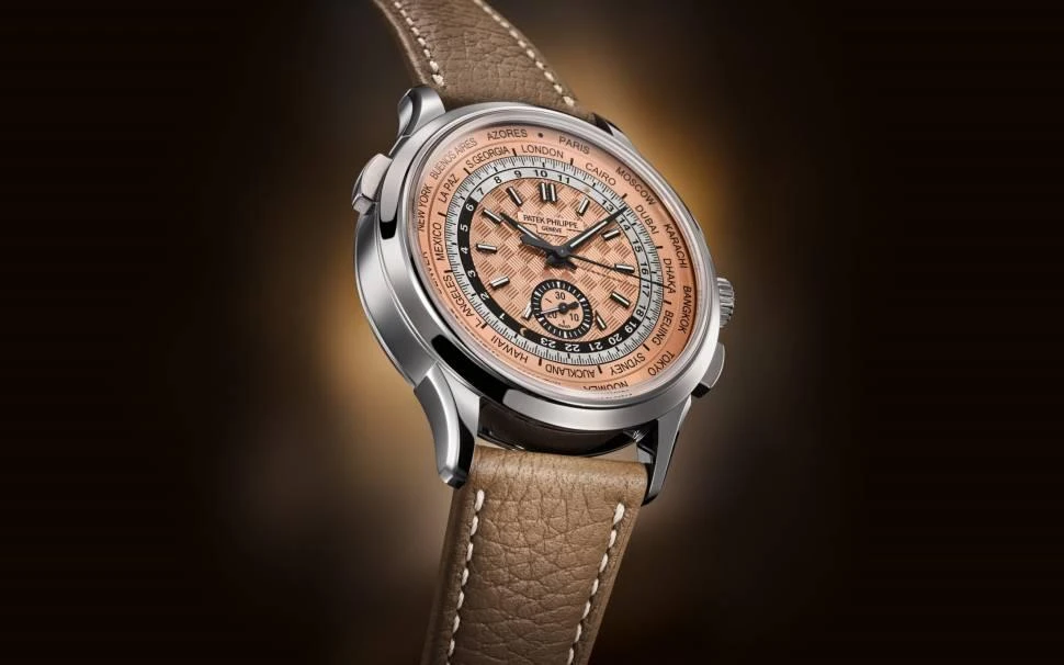Купить копии элитных часов  Patek Philippe Complications 5935A-001: в наличии!