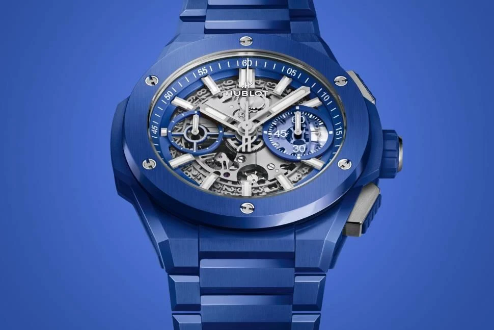 Купить копии элитных часов  Hublot Big Bang Integral Blue Indigo Ceramic 451.EX.5129.EX: в наличии!
