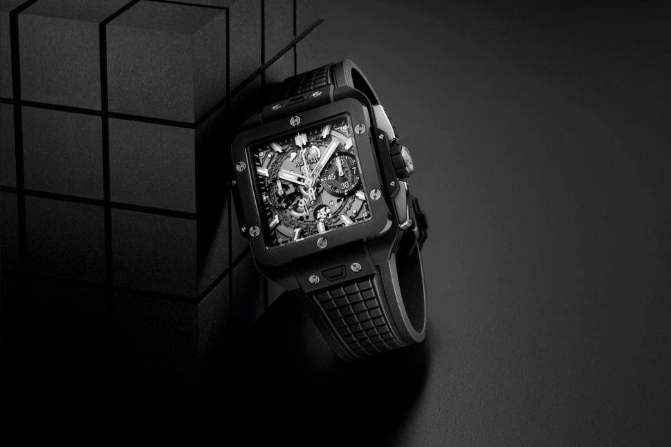 Купить копии элитных часов  Hublot Shaped Square Bang Unico Black Magic 821.CI.0170.RX: в наличии!
