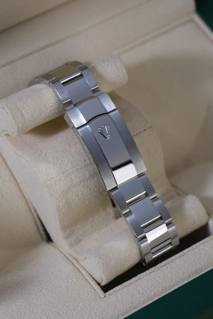 Купить копии элитных часов  Rolex Datejust 41mm Wimbledon Oyster Bracelet 126334: в наличии!