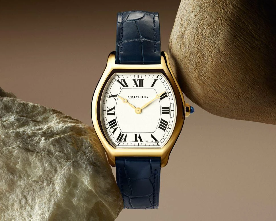 Купить копии элитных часов  Cartier Prive Tortue WGTO0006: в наличии!