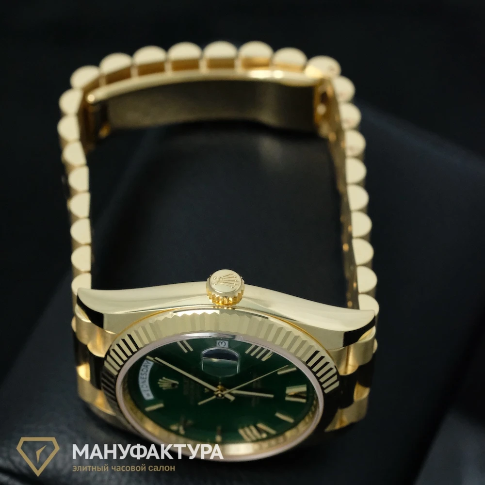 Купить копии элитных часов  Rolex Day Date 40mm Yellow Gold New Green Dial 228238: в наличии!