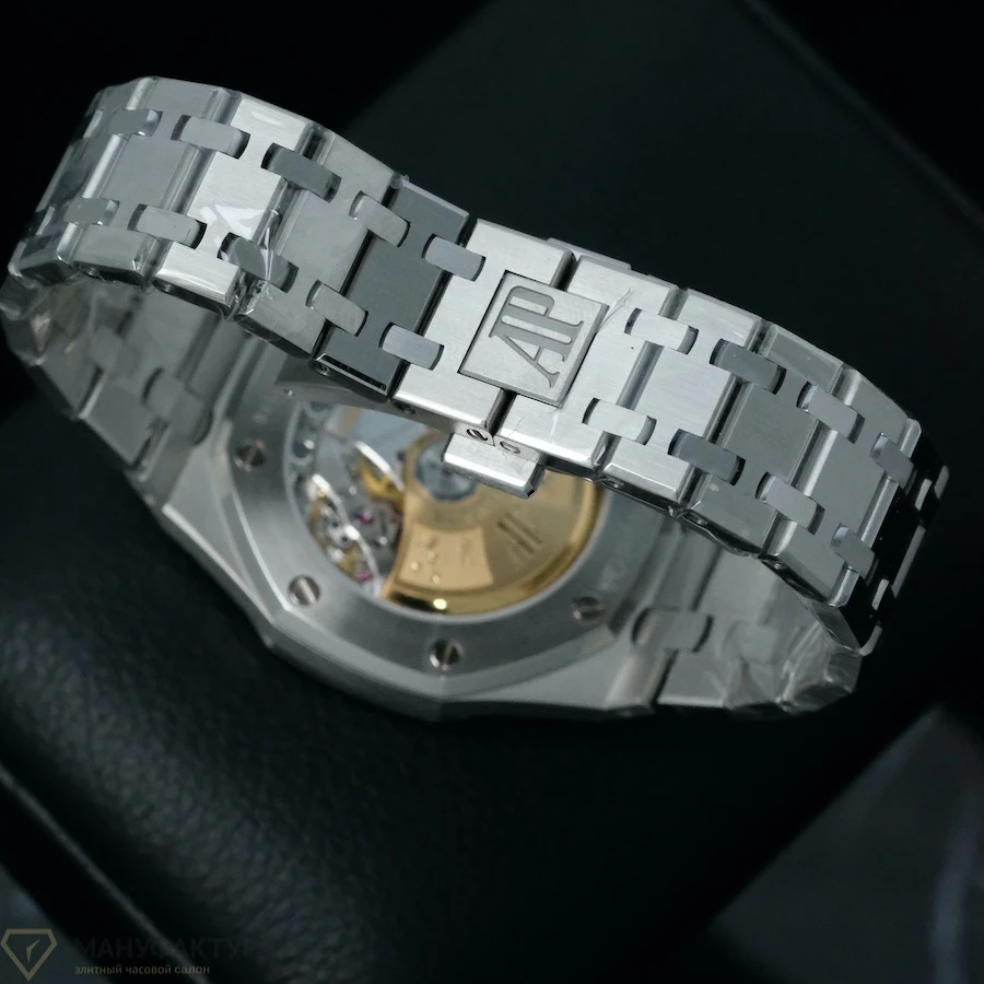 Купить копии элитных часов  Audemars Piguet Royal Oak 37mm 15450ST.OO.1256ST.03: в наличии!