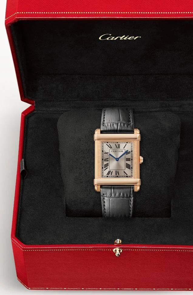Купить копии элитных часов  Cartier Tank Chinoise Watch WGTA0075: в наличии!