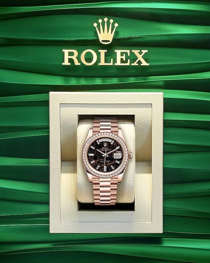 Купить копии элитных часов  Rolex Day-Date Oyster Perpetual 40 mm m228345rbr-0016: в наличии!