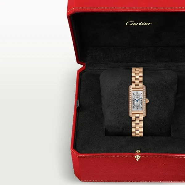 Купить копии элитных часов  Cartier TANK AMERICAINE WJTA0043: в наличии!