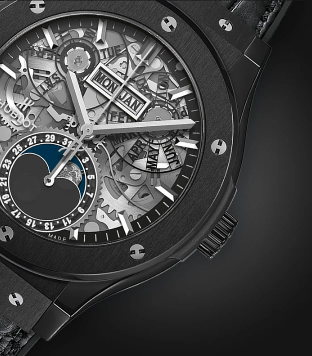 Купить копии элитных часов  Hublot Classic Fusion Aerofusion Moonphase Black Magic 547.CX.0170.LR: в наличии!