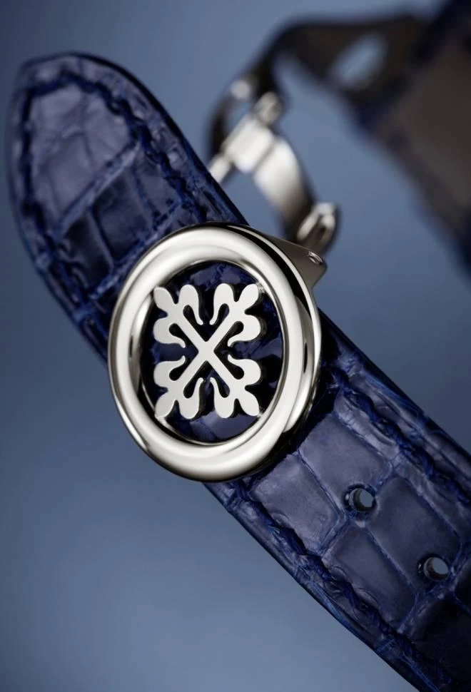 Купить копии элитных часов  Patek Philippe Grand Complications 5370P-011: в наличии!