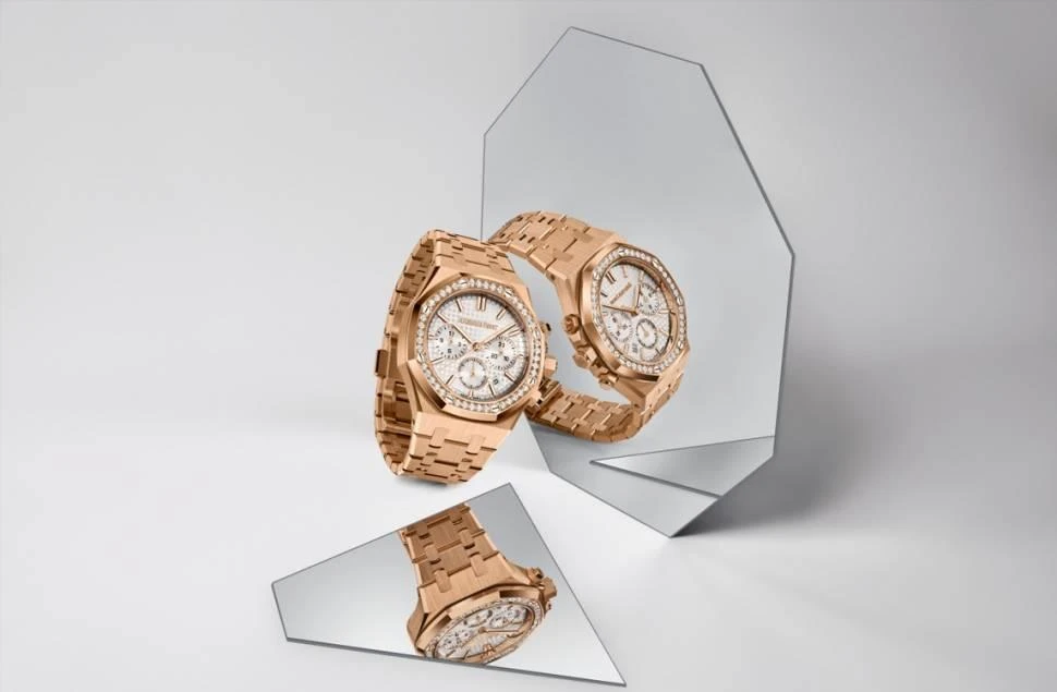Купить копии элитных часов  Audemars Piguet Royal Oak Selfwinding Chronograph 26715OR.ZZ.1356OR.01: в наличии!
