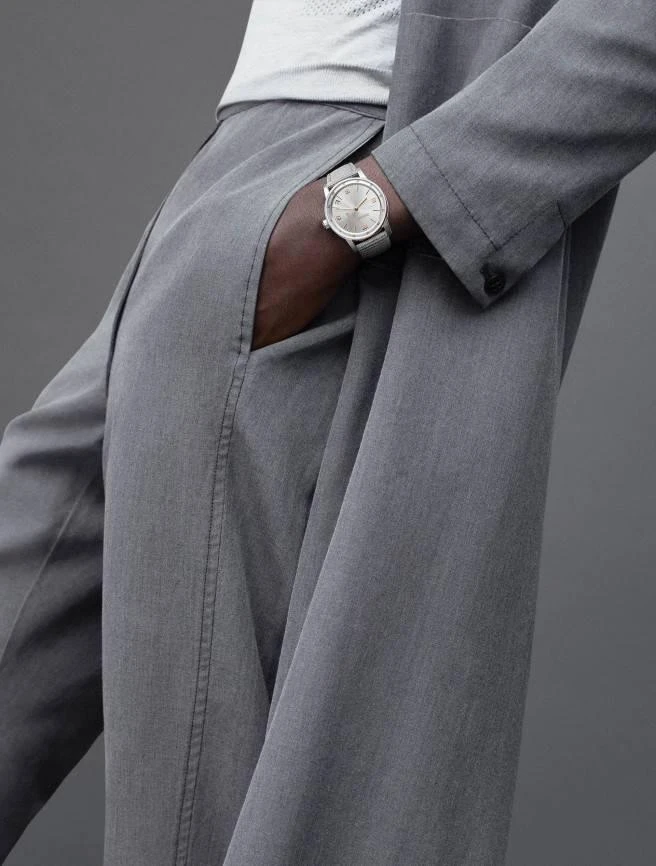 Купить копии элитных часов  Audemars Piguet Code 11.59 By  Selfwinding 15210CR.OO.A008KB.01: в наличии!