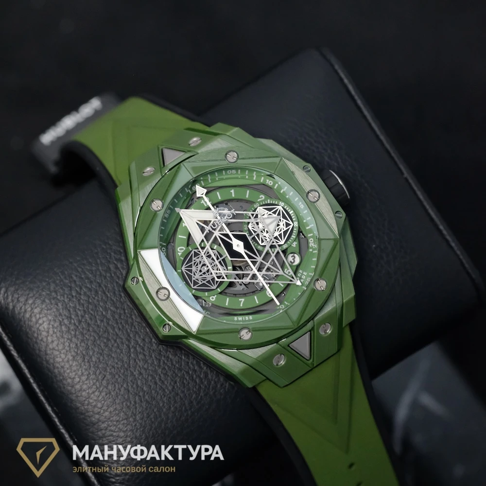 Купить копии элитных часов  Hublot Big Bang Sang Bleu II Green Ceramic 418.GX.5207.RX.MXM22 : в наличии!