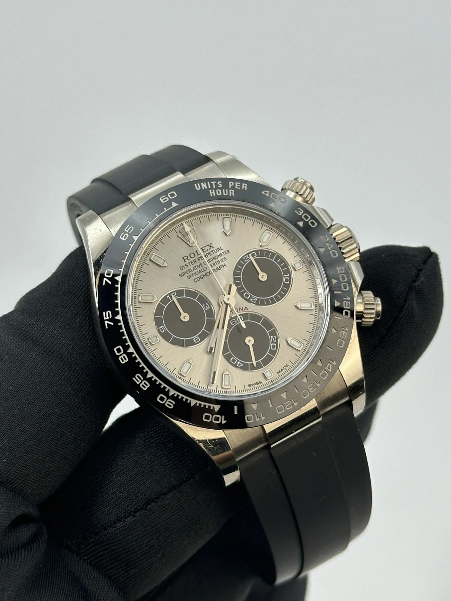 Купить копии элитных часов  Rolex Oyster Perpetual Cosmograph Daytona White Gold 2022 116519LN: в наличии!