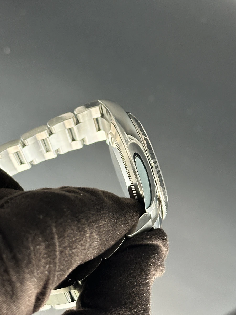 Купить копии элитных часов  Rolex Datejust 41mm Black Dial 126334: в наличии!