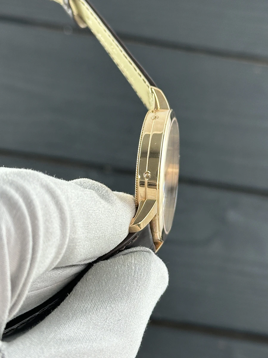 Купить копии элитных часов  Vacheron Constantin Vacheron Constantin Traditionnelle Perpetual Calendar Openworked 43172/000R-9241: в наличии!