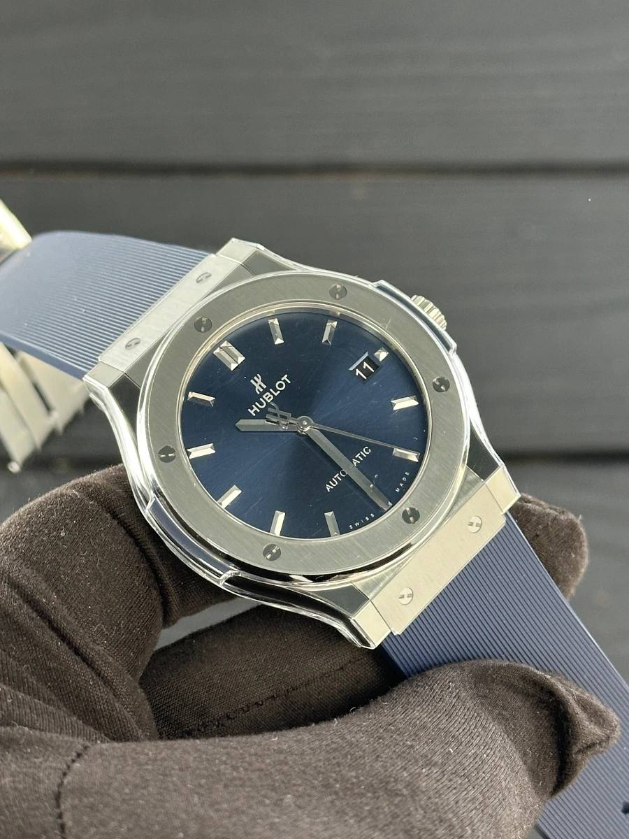 Купить копии элитных часов  Hublot Fusion 45mm Blue Titanium Rubber 511.nx.7170.rx: в наличии!