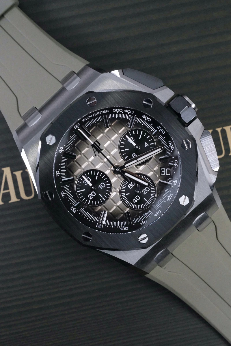 Купить копии элитных часов  Audemars Piguet Royal Oak Offshore Selfwinding Chronograph 43mm 26420SO.OO.A002CA.01: в наличии!