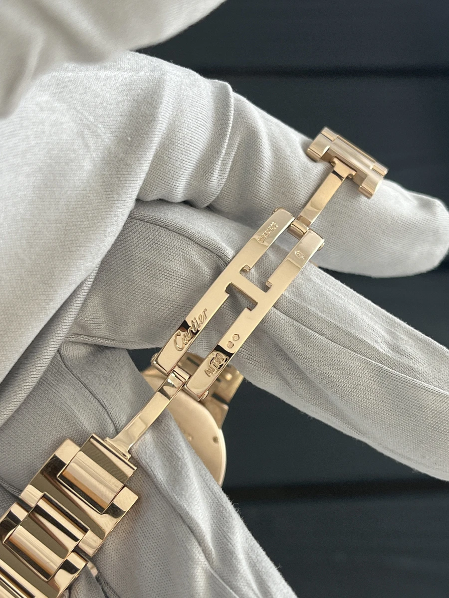 Купить копии элитных часов  Cartier BALLON BLEU DE CARTIER WATCH  33 MM AUTOMATIC WJBB0082: в наличии!