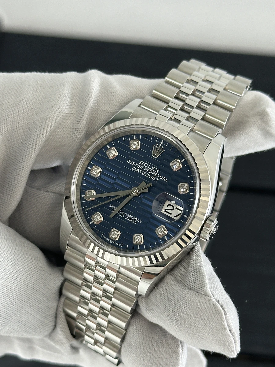 Купить копии элитных часов  Rolex Datejust 36mm Steel &amp; White Gold Blue Fluted Motif Dial Diamonds 126234: в наличии!