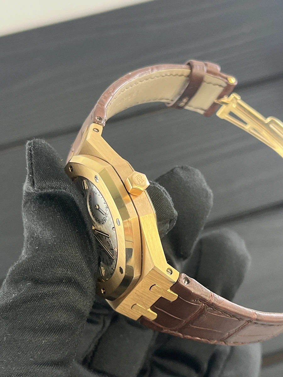 Купить копии элитных часов  Audemars Piguet Royal Oak Dual Time Rose Gold 39mm 26120Or.Oo.D088Cr.01: в наличии!