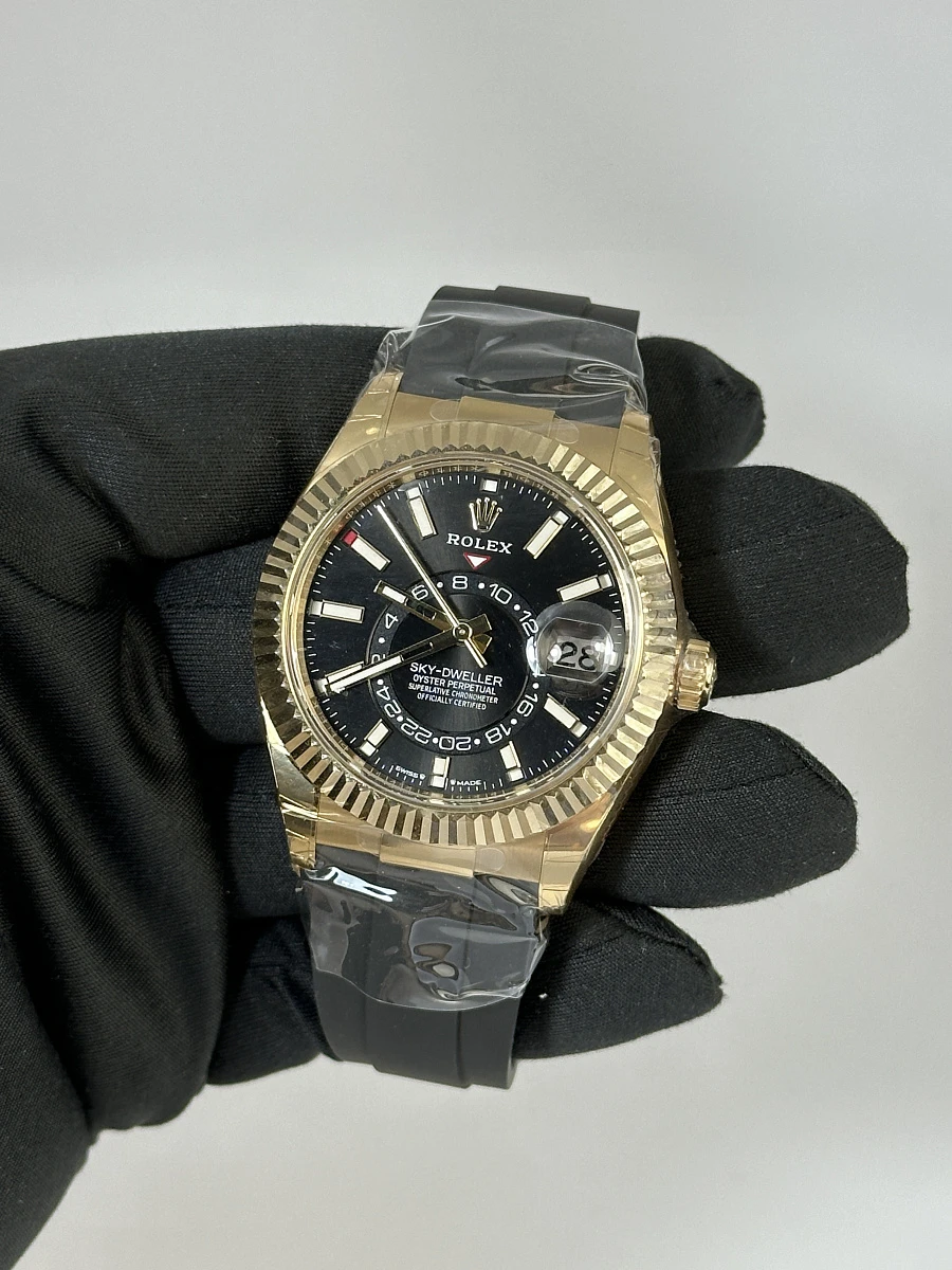 Купить копии элитных часов  Rolex - Oyster Perpetual Sky-Dweller Yellow Gold Oysterflex 336238-0002: в наличии!
