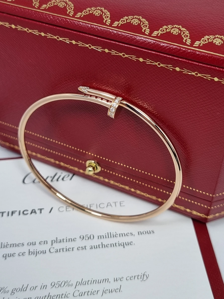 Купить украшение Cartier JUSTE UN CLOU BRACELET, SMALL MODEL B6065817: в наличии в Москве!