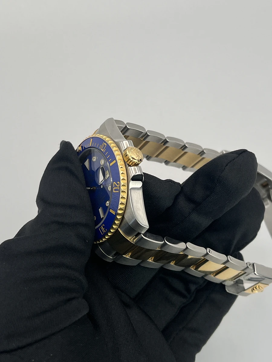Купить копии элитных часов  Rolex Submariner Blue Diamonds Dial 116613LB: в наличии!