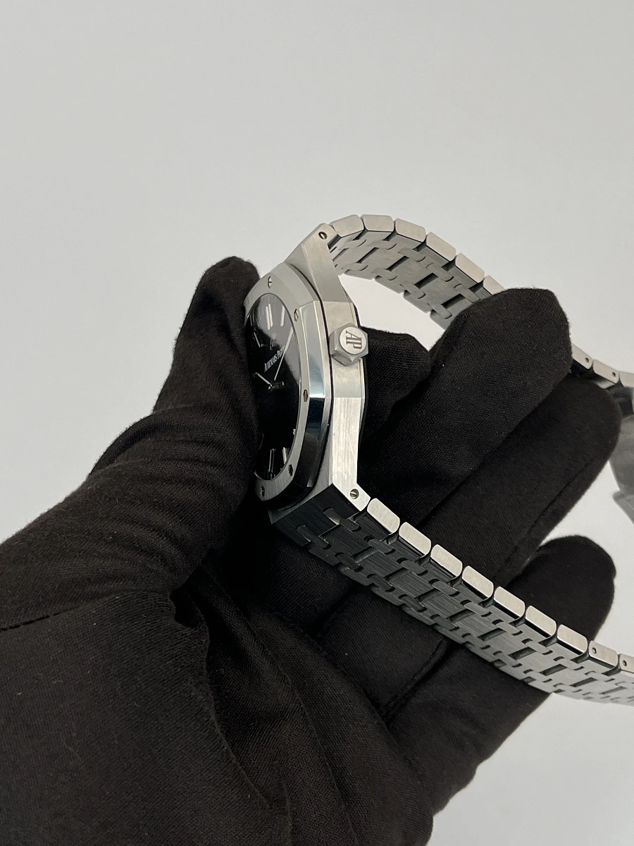 Купить копии элитных часов  Audemars Piguet Royal Oak 41mm Black Dial 15500ST.00.1220ST.03: в наличии!