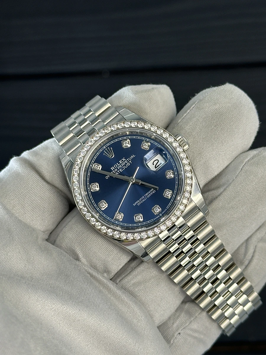 Купить копии элитных часов  Rolex OYSTER PERPETUAL DATEJUST 36 Diamonds Bezel Blue Dial 126284RBR: в наличии!