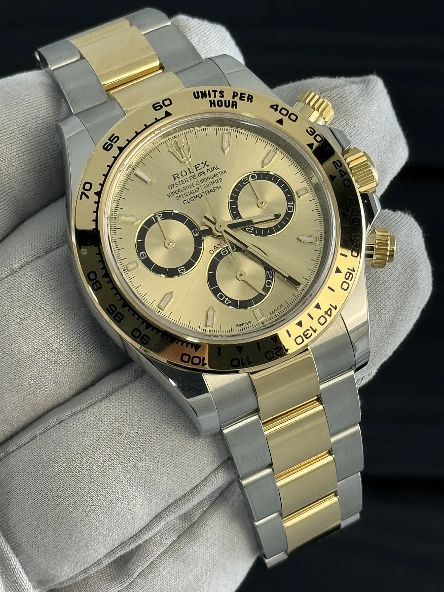 Купить копии элитных часов  Rolex Cosmograph Daytona 126503: в наличии!