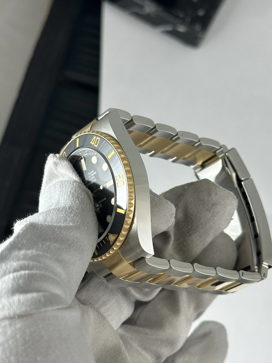 Купить копии элитных часов  Rolex Submariner 41 mm Oystersteel and Yellow Gold 126613LN: в наличии!