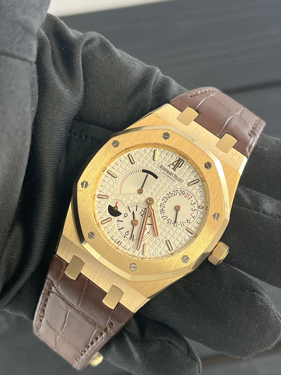Купить копии элитных часов  Audemars Piguet Royal Oak Dual Time Rose Gold 39mm 26120Or.Oo.D088Cr.01: в наличии!