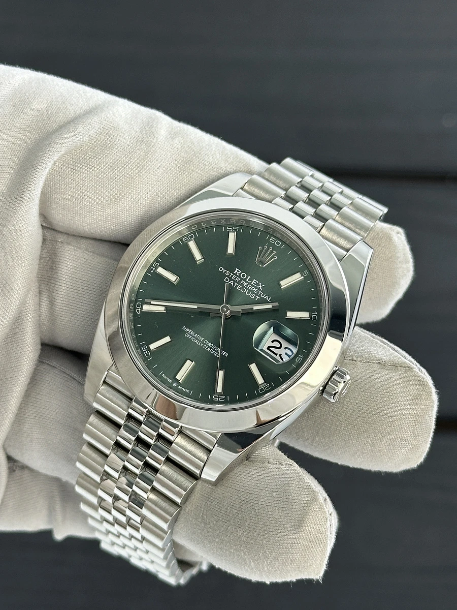 Купить копии элитных часов  Rolex Datejust Oyster Oystersteel 41 mm 126300: в наличии!